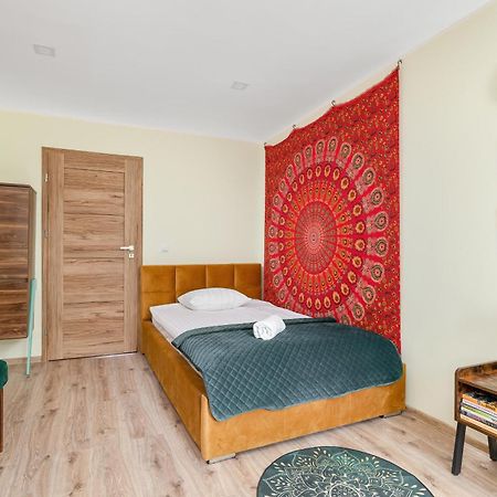 Nowoczesne I Stylowe Apartamenty W Centrum Bytomia Blisko Rynku By Noclegi Renters Extérieur photo