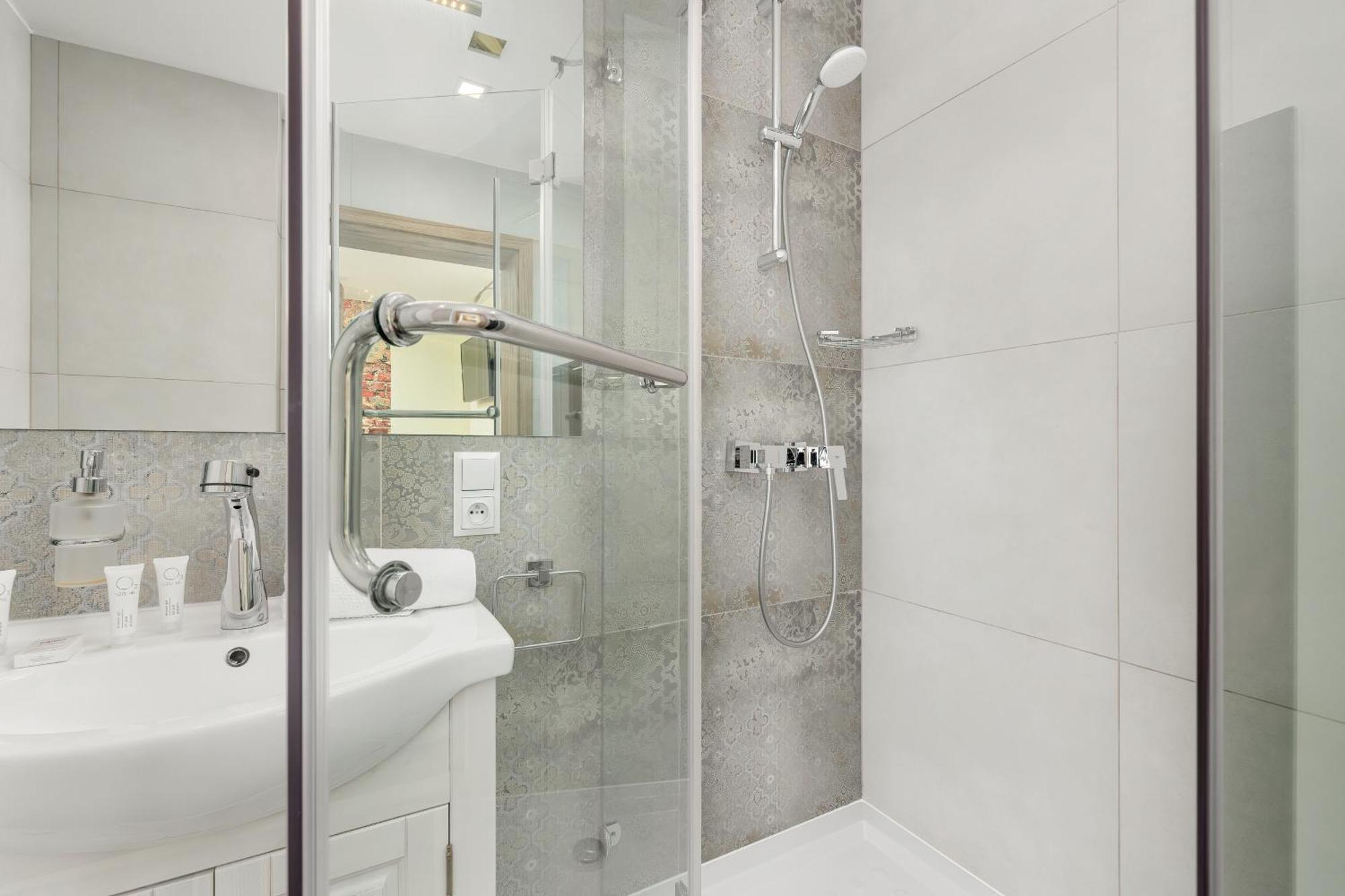 Nowoczesne I Stylowe Apartamenty W Centrum Bytomia Blisko Rynku By Noclegi Renters Extérieur photo